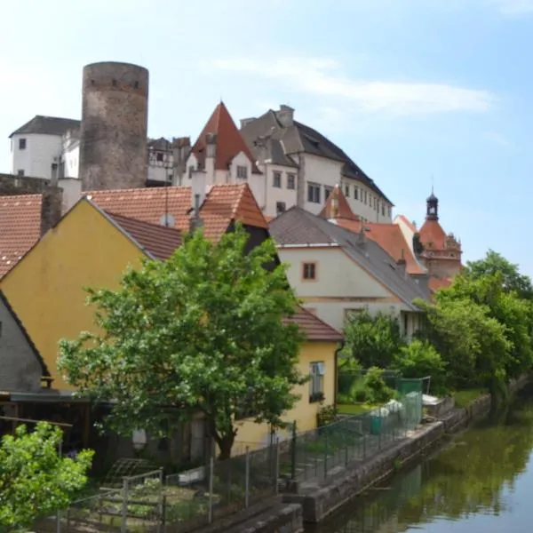 Penzion U Tomáše, hotelli kohteessa Jindřichŭv Hradec