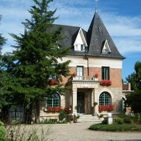 Villa Les Iris, hotel in Cauvigny