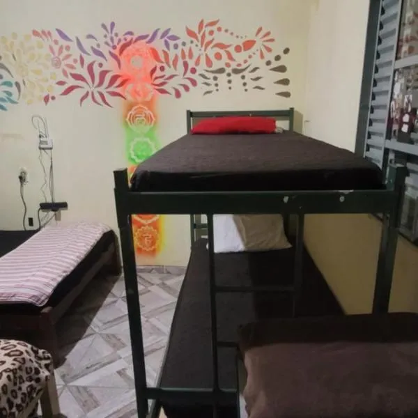 Casa da Luz stl Hostel, hotel in São Thomé das Letras