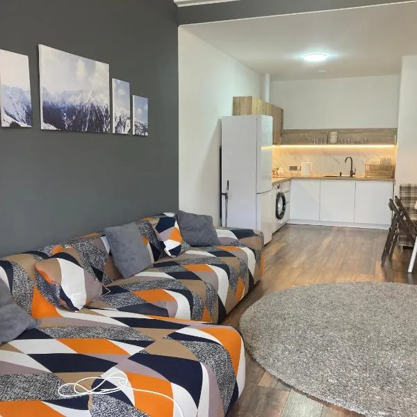 CasaBrava at RadugaWest, hotel v destinaci Koshkolʼ