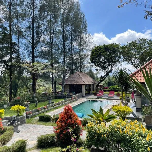 Viesnīca Balinese Villa in Berastagi pilsētā Sibolangit