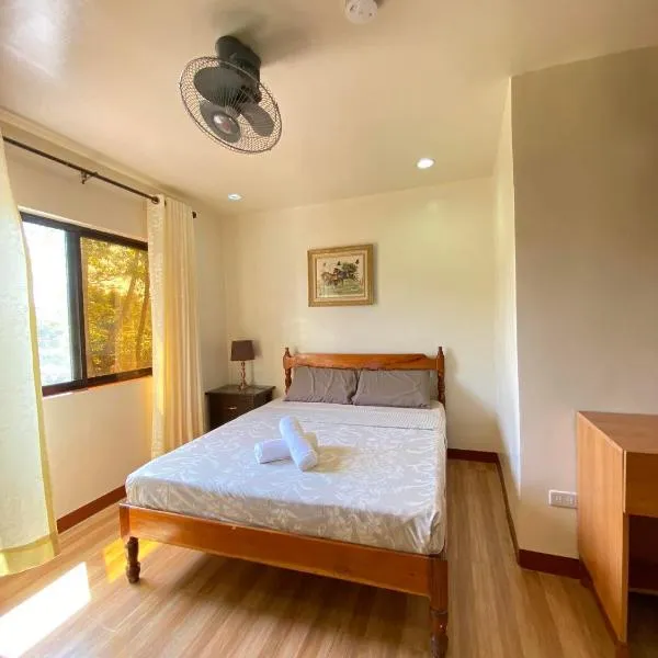 Tessie's Home Stay Bed & Breakfast, hotel v destinaci Puerto Princesa