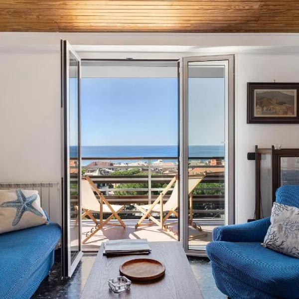 Attico Con Vista, hotel a Moneglia