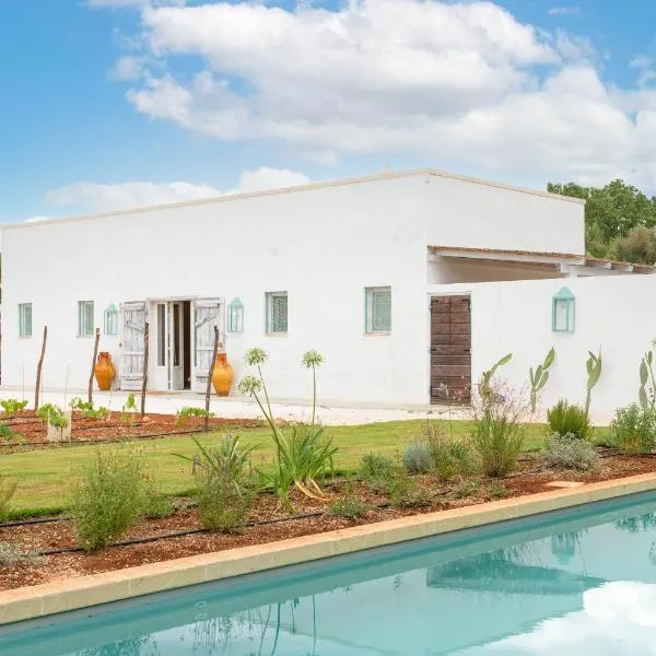 Dimora La Pupa - oasi di relax con piscina a Ostuni