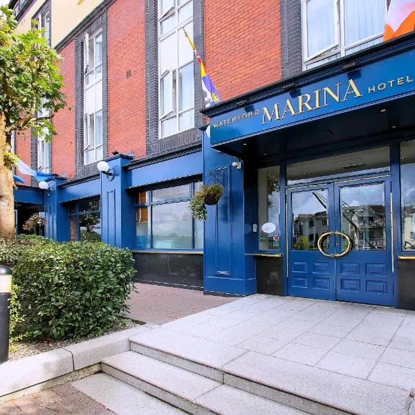 Waterford Marina Hotel, hotel en Churchtown