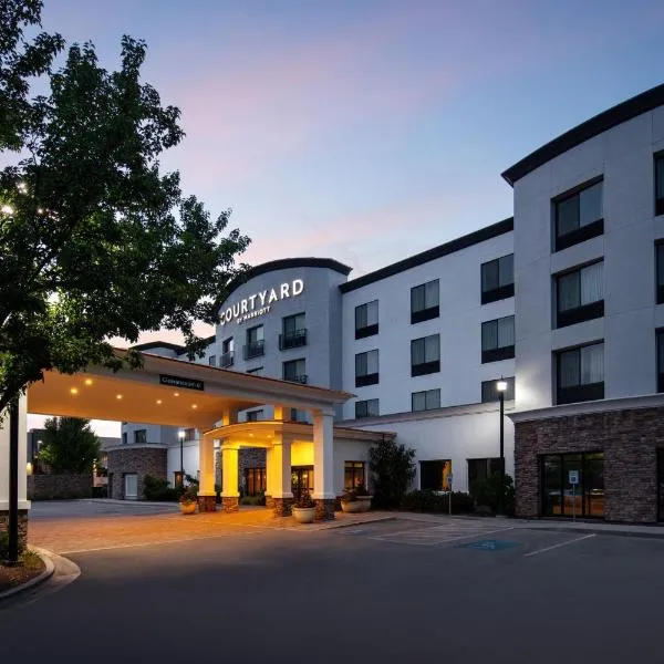 Courtyard by Marriott Boise West/Meridian, отель в Бойсе