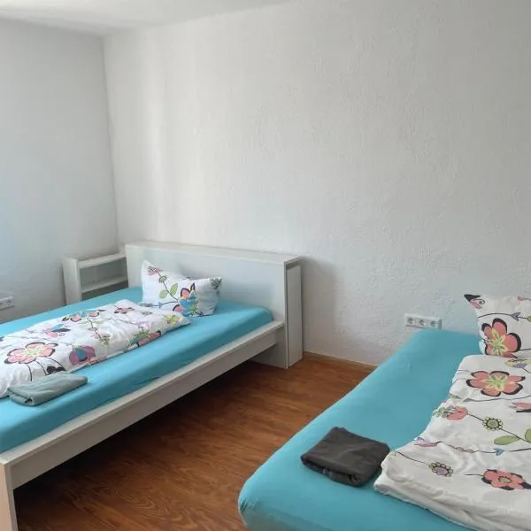 Apartament mit Schlafzimmer – hotel w mieście Hugsweier
