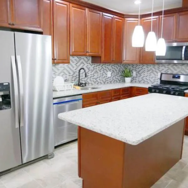 Newly Renovated Guest Rooms near Transportation, hotel v destinaci Filadelfie