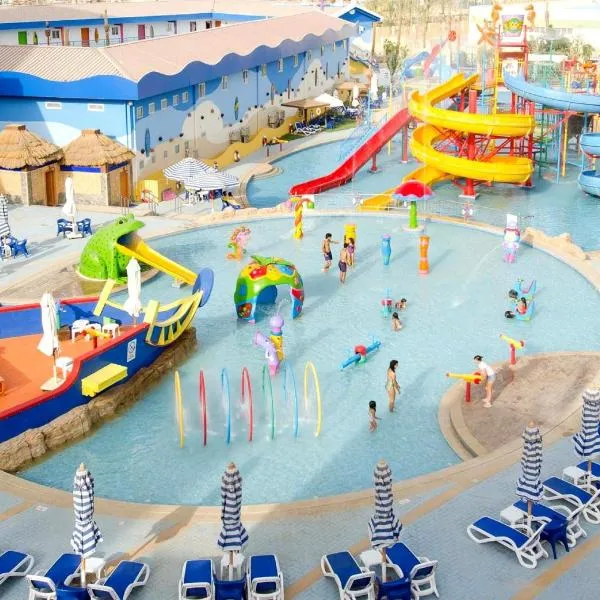 Swiss Inn Teda Hotel & Aqua Park، فندق في العين السخنة