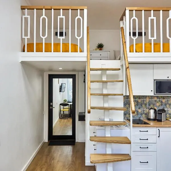 Затишні дворівневі смарт апартаменти, Hotel in Bila Zerkwa