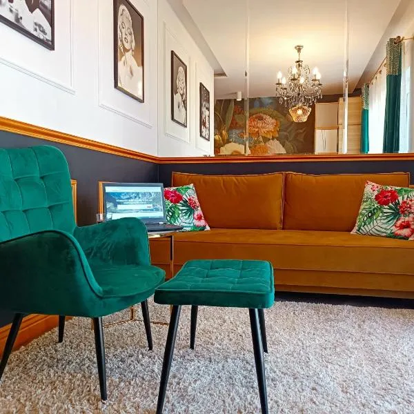 Apartamentylove - Apartament Żwirki, prywatny parking opcjonalnie, hotel in Łódź