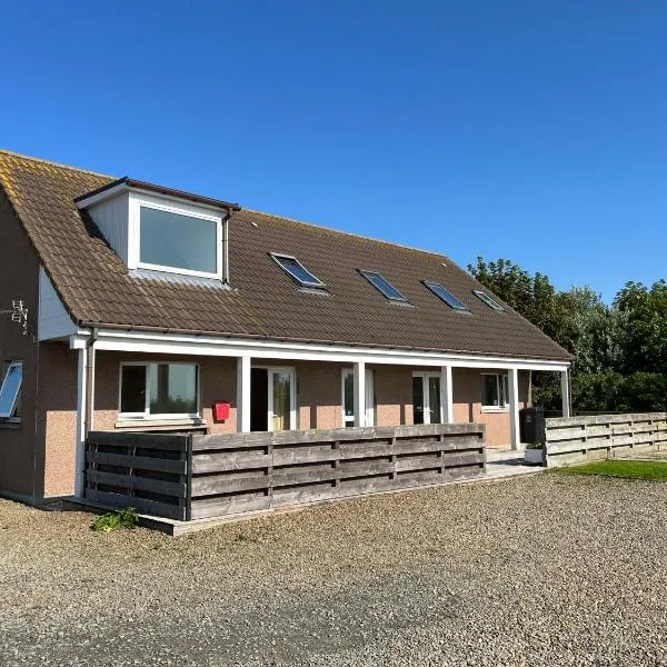 Burray Apartments - Tangles, Kelpie & Selkie, hotel in Burray Village