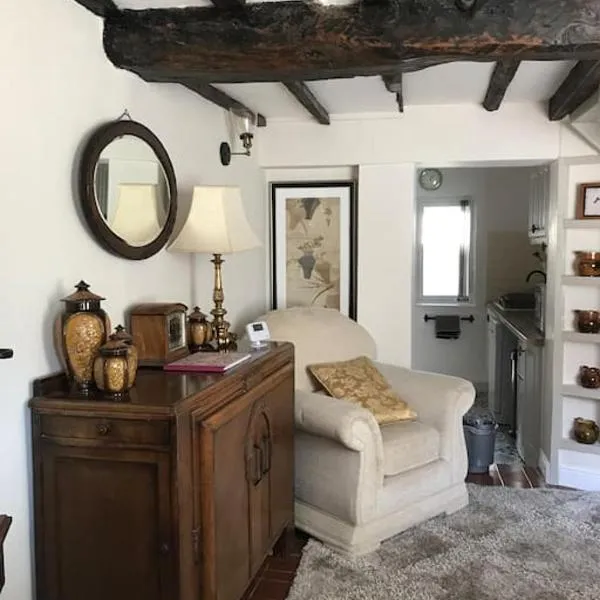 Pipers Cottage - Quirky Cottage near Ironbridge!, hotel sa Broseley
