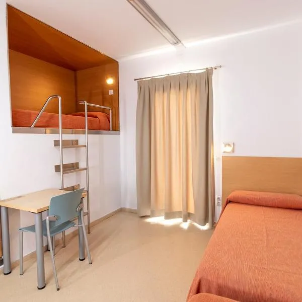 Albergue Inturjoven Torremolinos, hotel v destinaci Torremolinos