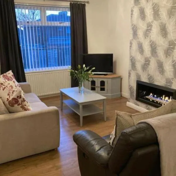 Coniston House Lancaster 3 bedrooms Parking and Garden, hotel in Lancaster