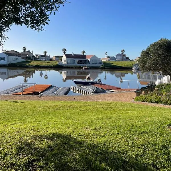 PelicanStay, Hotel in Velddrif