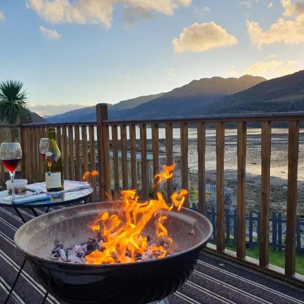 Cottage on the Loch, hotel v destinaci Arrochar
