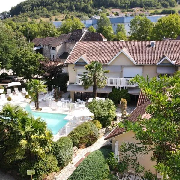 Logis Hotel - Restaurant - Spa - Le Relais de Farrou – hotel w mieście Villefranche-de-Rouergue