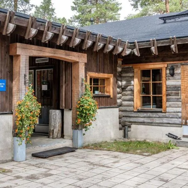 Holiday Village Himmerki, hotel in Ylikitka