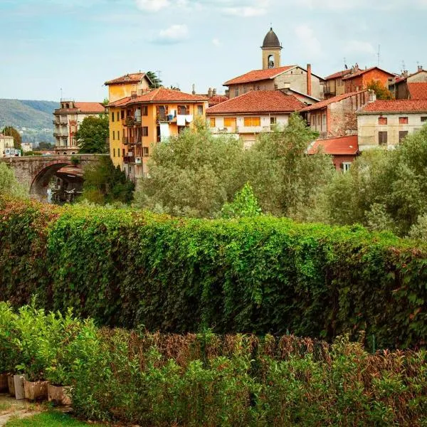 Ivrea में, होटल Le camere del Cappello Verde