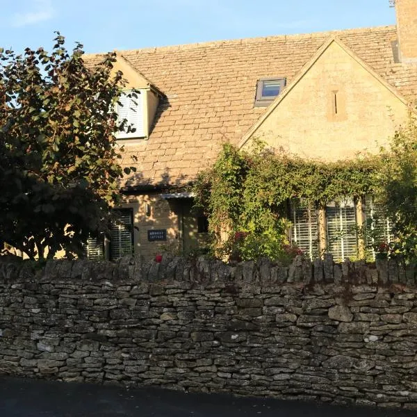 Beautiful Cottage in the Heart of Stow on the Wold, hotell i Stow on the Wold