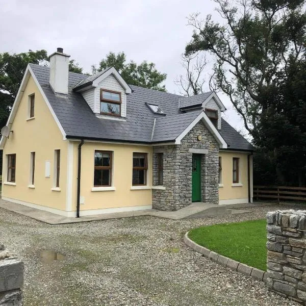 2 Ballyloskey Road, hotell i Culdaff