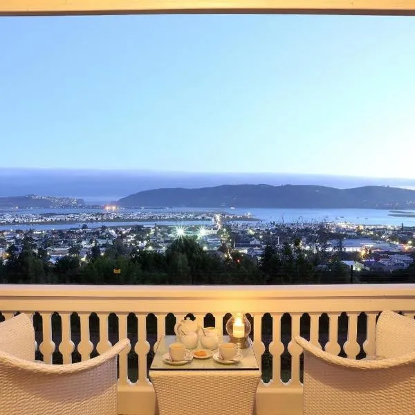 Falcons View Manor, hotel v destinaci Knysna