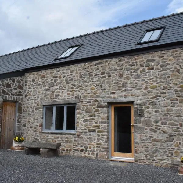 Cowshed in the Black Mountains, hotel em Abergavenny