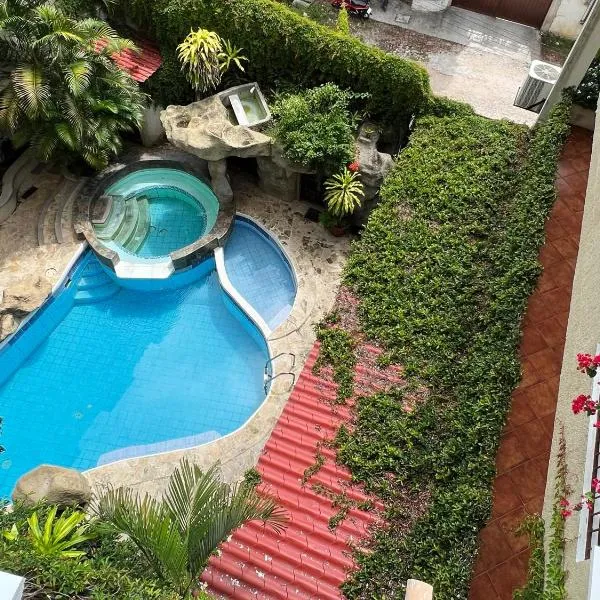 Hotel Quinta Maya, hotel v destinaci Flores