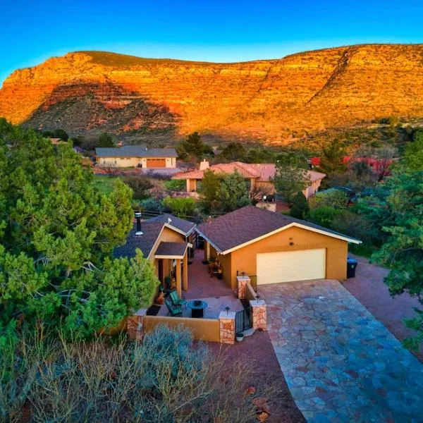 Sedona's StarGazing Luxury Paradise. Red Rock Views!, khách sạn ở Sedona