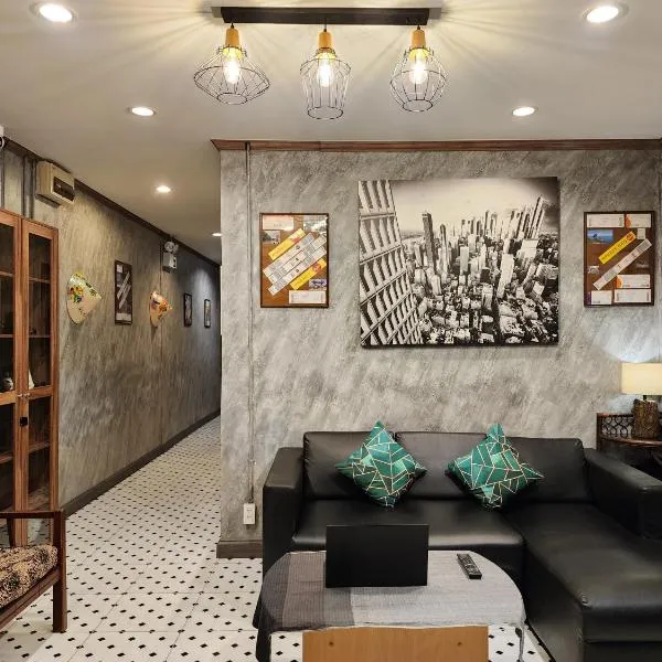 The Travellers House - Pet Friendly Accommodation, hotel v destinaci Bangkok