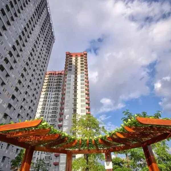 Apartemen Vida View Makassar by drAnca, hotel v mestu Makassar