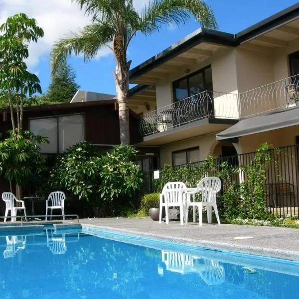 Waterfalls Estate - Motel & Campground, hotel v destinaci Paihia
