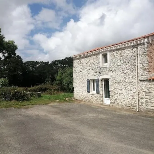 maison pleine de charme, hotel en Touvois