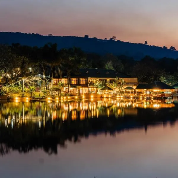 Bambuu Lakeside Lodge, hotel en Richmond