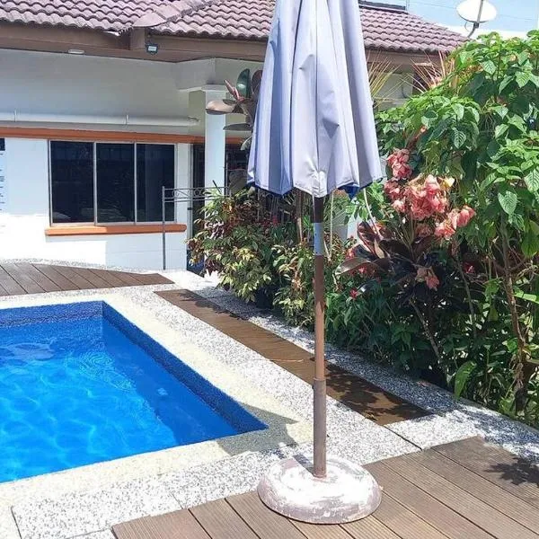 3 Bedrooms Villa with Private Pool, hotel in Port Dickson