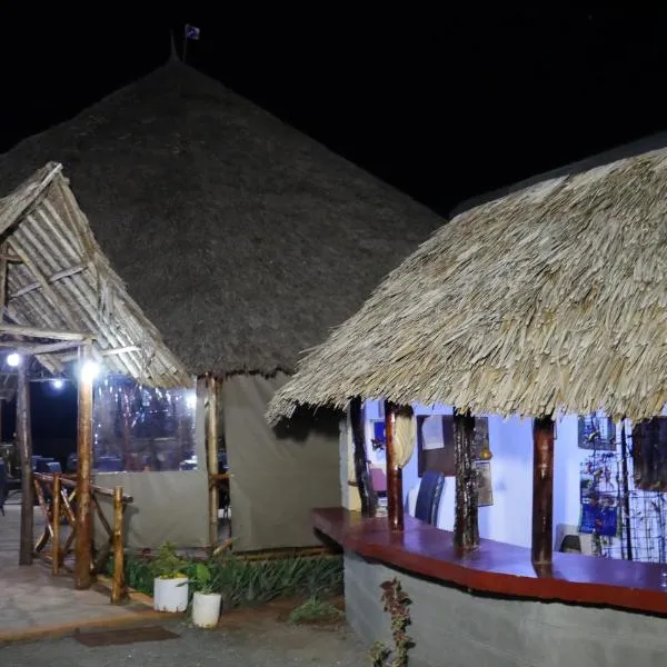 Tausa Tsavo Eco Lodge, hotel in Voi