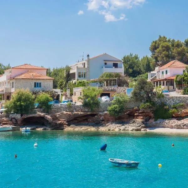 Pansion Marjan, hotel v destinaci Zavala