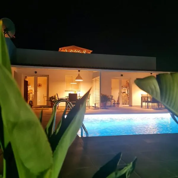 Villa Tino- Casa D, hotel v destinaci Los Llanos de Aridane
