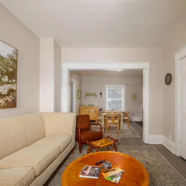 Historic 3 Bed 1 bath Near Downtown Spokane, hotel a Spokane