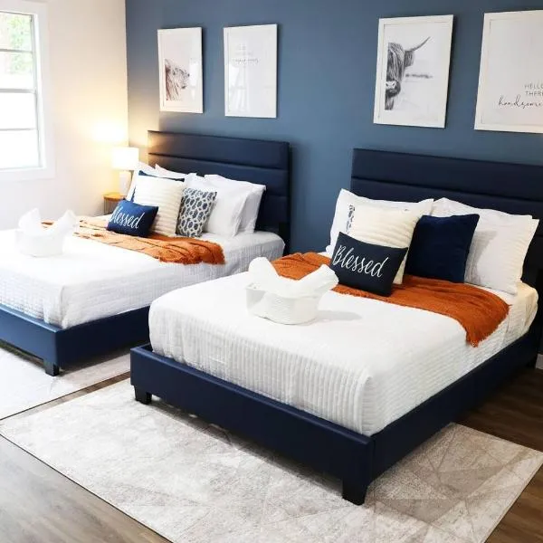 Charming Oasis - Ultimate Rustic Getaway!: St. Augustine şehrinde bir otel