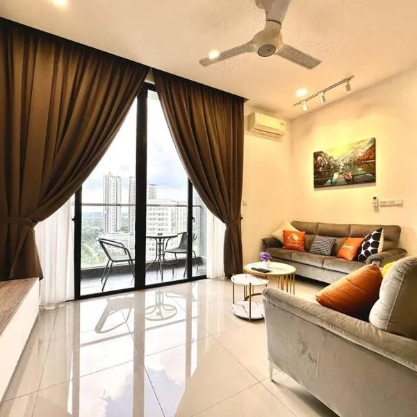Near Legoland - Spacious Home (4BR3B) #Cowidéa, hotel in Nusajaya