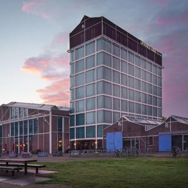 DoubleTree by Hilton Amsterdam - NDSM Wharf, hotel v destinaci Amsterdam