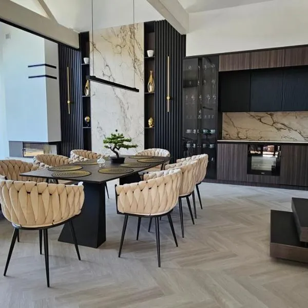 Lake Park – hotel w Zatorze