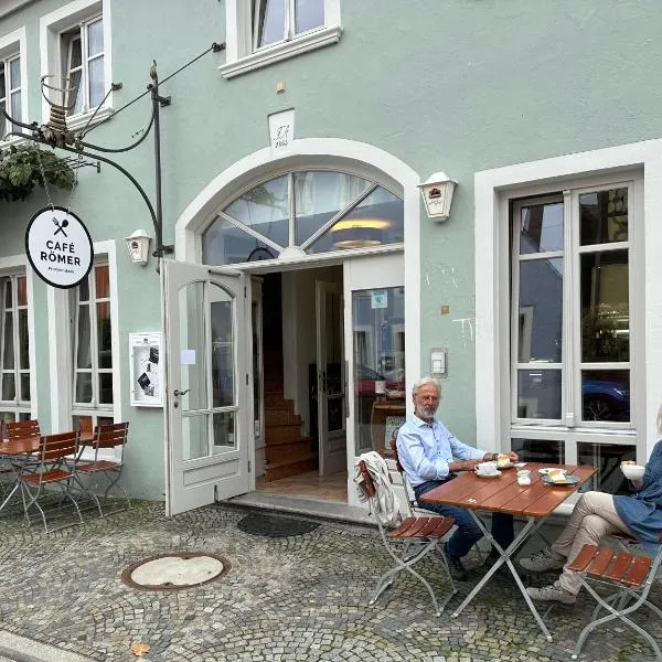 Vinopresso GmbH - Café Römer, hotel sa Prichsenstadt