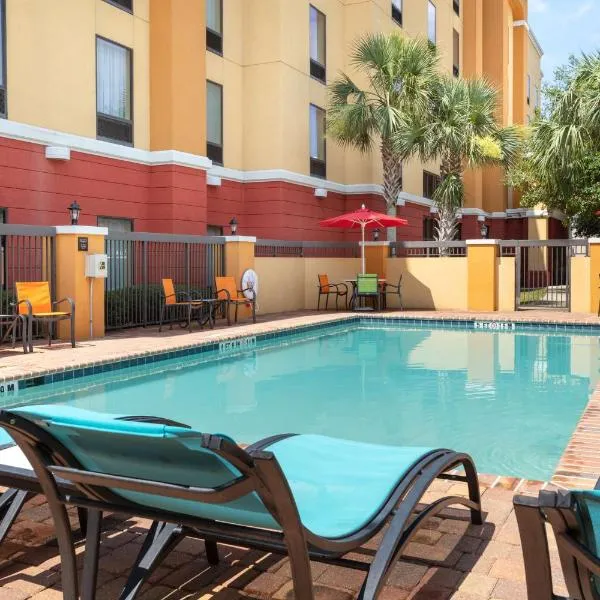Hampton Inn & Suites Jacksonville South - Bartram Park, hotel v destinácii Whites Ford