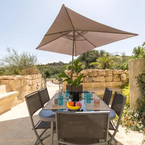 Pleasant stone house & jacuzzi St Martin - Happy Rentals, hôtel à Mġarr