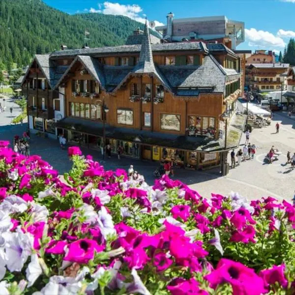 Dolomiti - Trilocale tipico a 5 minuti dalle piste, hotel v destinácii Madonna di Campiglio