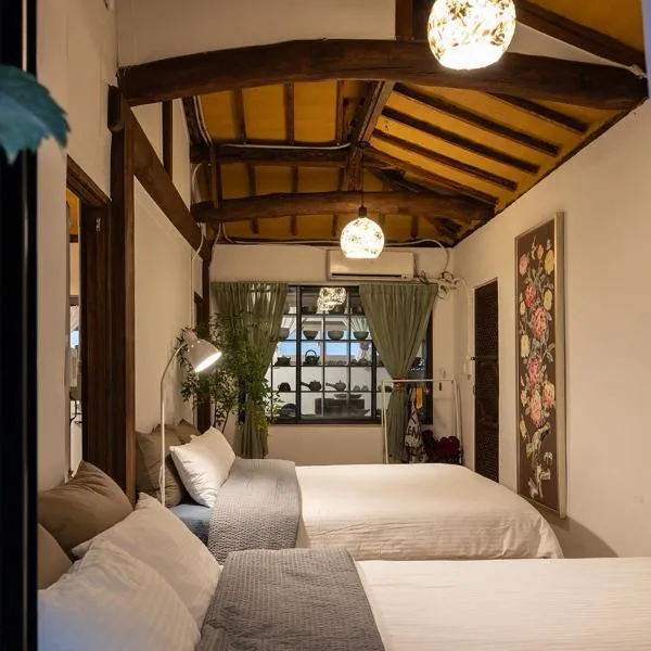 MongYouHwaWon Guesthouse(Painter's house), hotel di Jeonju