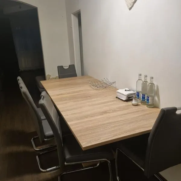 Maria Apartment 3, hotel in Wolfsburg